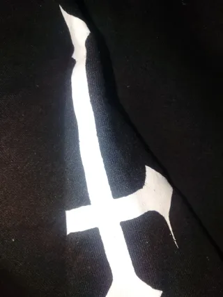 Sudadera Black Blood con cordones