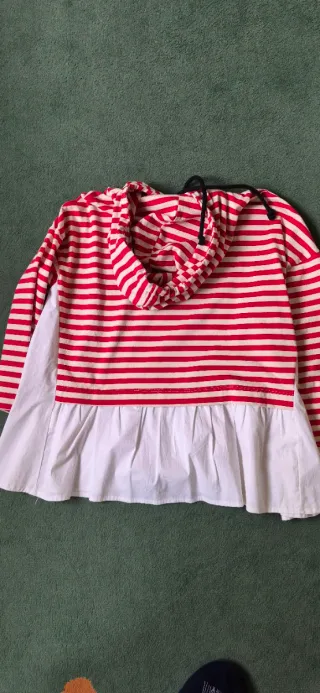 Conjunto Sudadera y Falda Rayas Rojo/Blanco