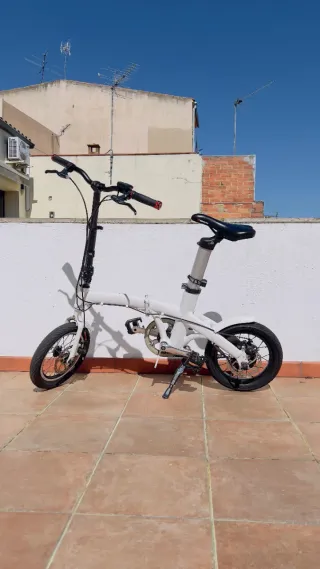 Bici Eléctrica Blanca
