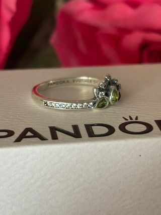 Anillo Pandora Tiara Princesa Tiana