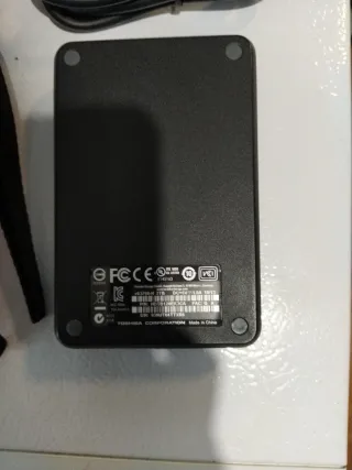 Disco Duro Externo Toshiba 2 TB + cable y Funda