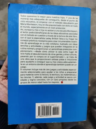 JUGAR Y APRENDER. EL METODO MONTESSORI (Guias p...