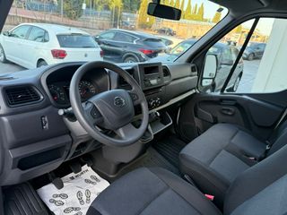 Nissan Interstar 2023