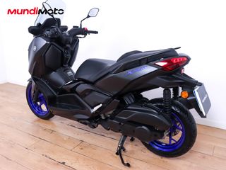 YAMAHA X-MAX 125