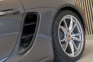 Porsche 718   Boxster