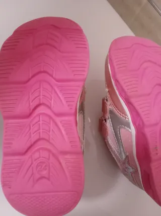 Scarpe Chicco rosa n.24 con luci