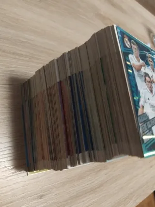 Lote 200 cartas Adrenalyn xL 22-23