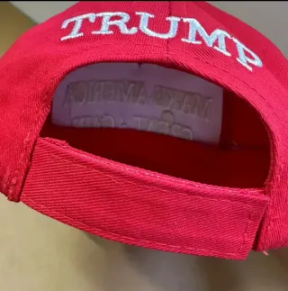 Gorra MAGA Donald Trump Roja + Pulsera