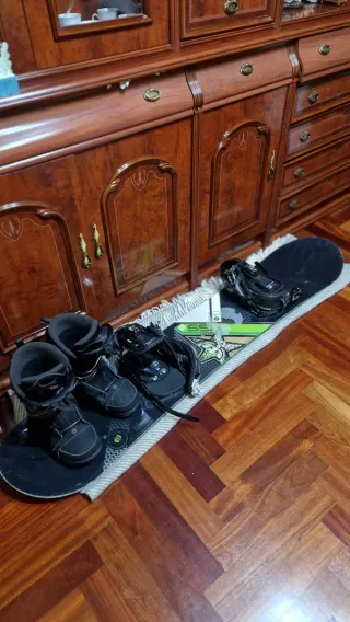 Pack Snowboard Salomon 155 y Botas 41 + fijaciones
