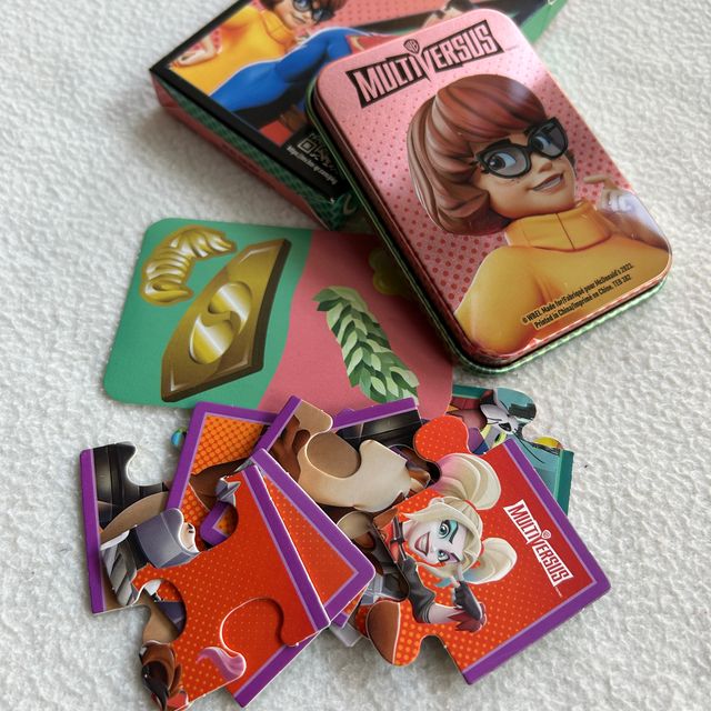 Caja Metálica Multiversus McDonalds Superman/Velma
