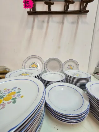 Vajilla Vintage Vina Fera - 59 Piezas