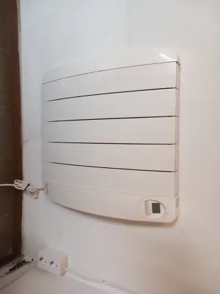 Radiador Eléctrico Blanco en Aluminio