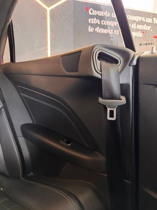 Mercedes E350 Paquete AMG ¡FULL EXTRAS!