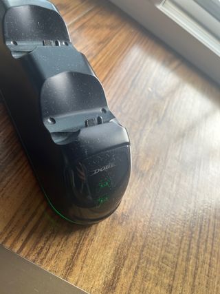 Base de carga DOBE para mandos