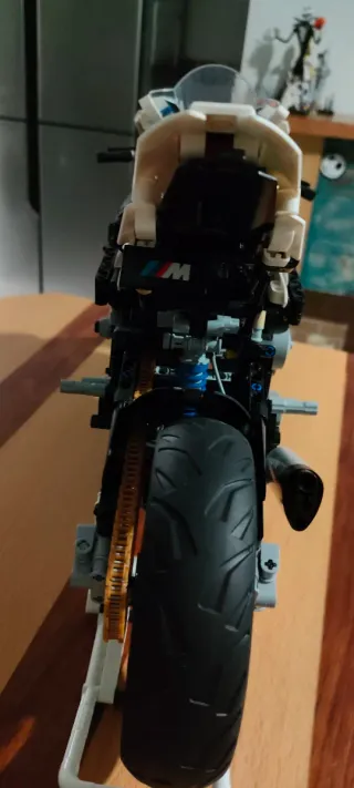 Lego Technic Moto BMW 42130 Réplica