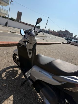Honda SH300i 2015 Blanca