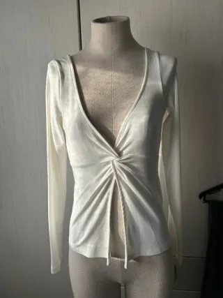 Blusa blanca manga larga algodón elástico mujer