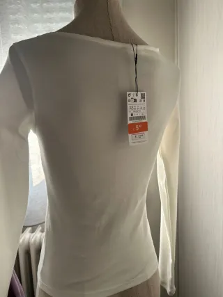 Blusa blanca manga larga algodón elástico mujer