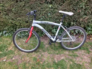 Bicicleta 24, casi sin uso