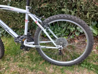 Bicicleta 24, casi sin uso