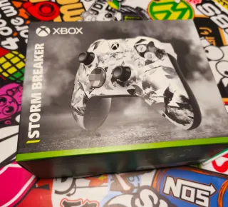Mando Xbox Series X Camuflaje