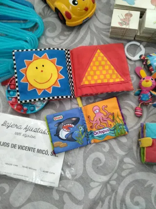 Lote Juguetes Bebé: Peluche, Coche, Libros