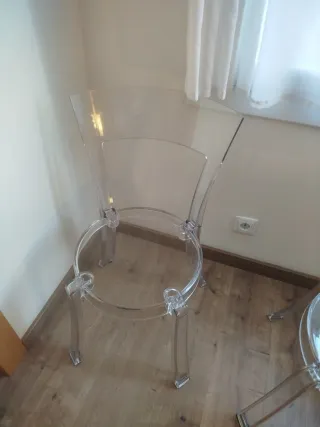 Sillas transparentes IKEA STEIN 25€ unidad