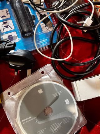 Lote Electrónica: Mando PS4, Ratón Logitech, HDD