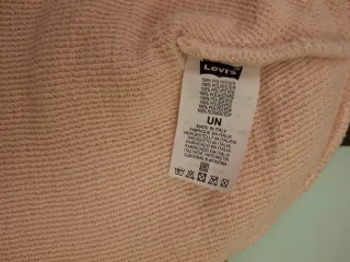 Gorro Levi's Mujer Rosa