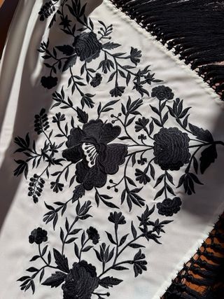 Mantoncillo Flamenco Bordado