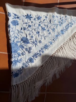 Mantoncillo Flamenco Bordado