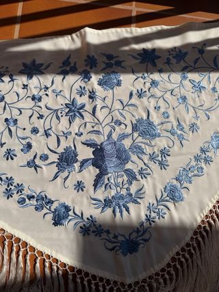 Mantoncillo Flamenco Bordado