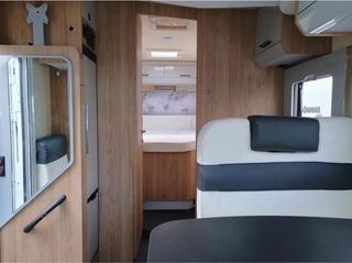 AUTOCARAVANA ROLLER TEAM