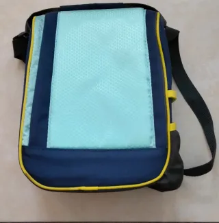 BOLSA TERMICA MAPED PICNIC AZUL Y AMARILLO !!