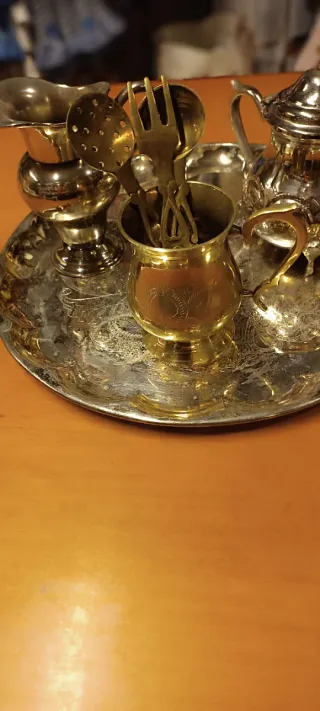 Bandeja y jarras de alpaca