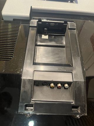 Televisor Loewe Negro