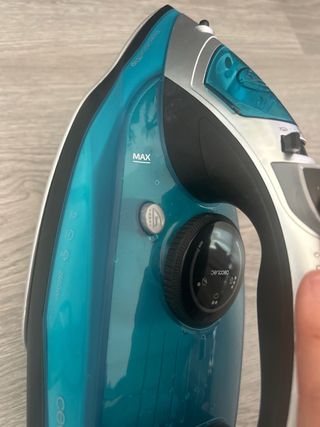 Plancha Cecotec Azul y Gris