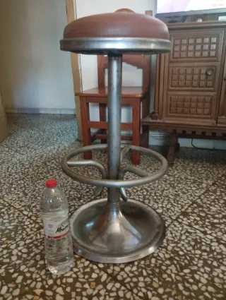 Taburete vintage cafetería años 70