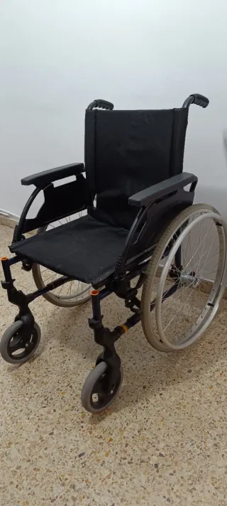 Silla de ruedas. Perfecto estado