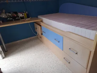 Cama juvenil con cajones y colchón