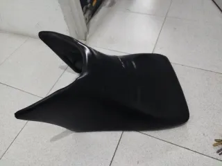 Asiento moto HONDA CBF 600