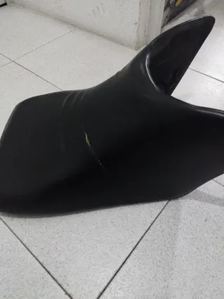 Asiento moto HONDA CBF 600