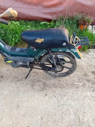 Derbi Variant Bola 8 a pedales