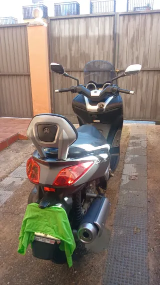 Yamaha Xmax 125 gris 2013