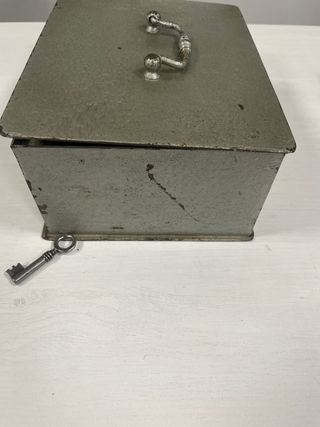 Caja Fuerte Antigua con Llave