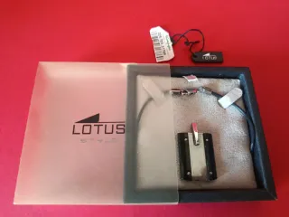 Collar Lotus Style Original Negro y Plateado