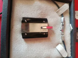 Collar Lotus Style Original Negro y Plateado