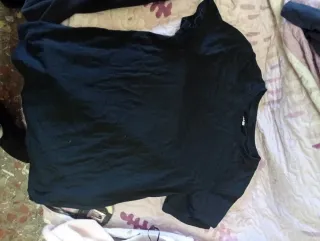 Lote 4 prendas: Vestido, Chaqueta, Sudadera, Camis