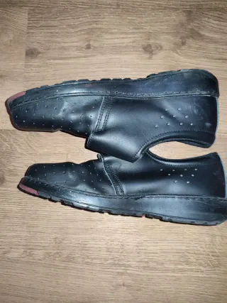 Zuecos Sanitarios Natural Negros