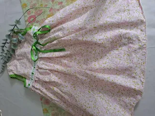 Vestido bebé niña floral rosa